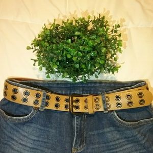 Double grommet jeans Belt.